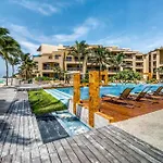 Residences El Faro, Surf 103