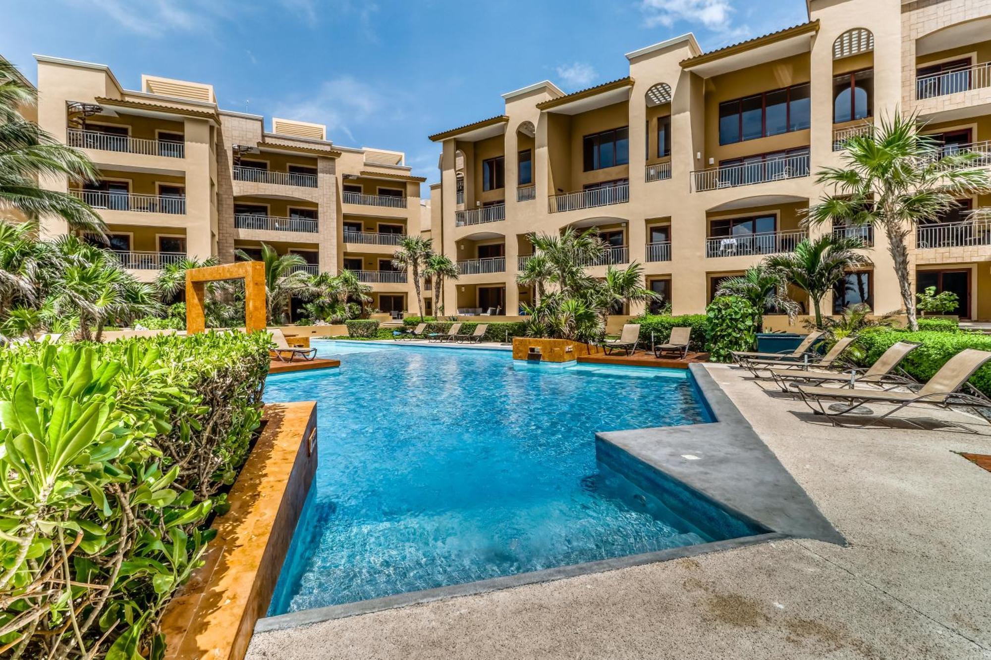 Residences El Faro, Surf 103