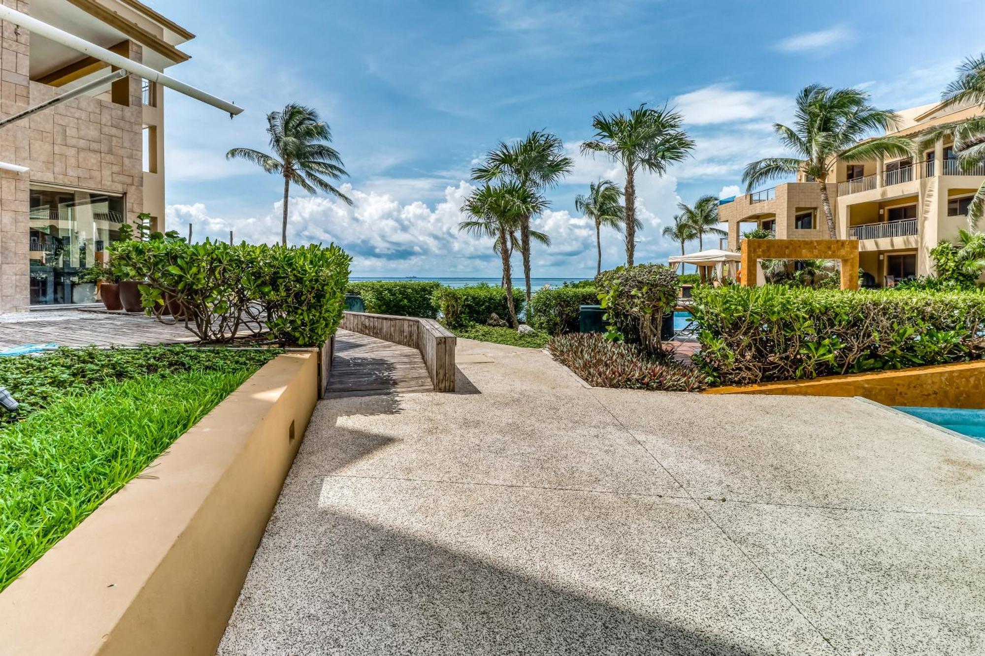 Residences El Faro, Surf 103 Apartamento